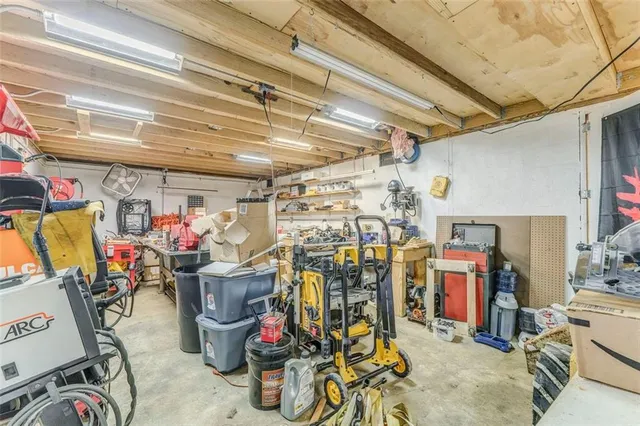 $299,999 | 300 Brody Drive Northeast, Resaca, GA 30735