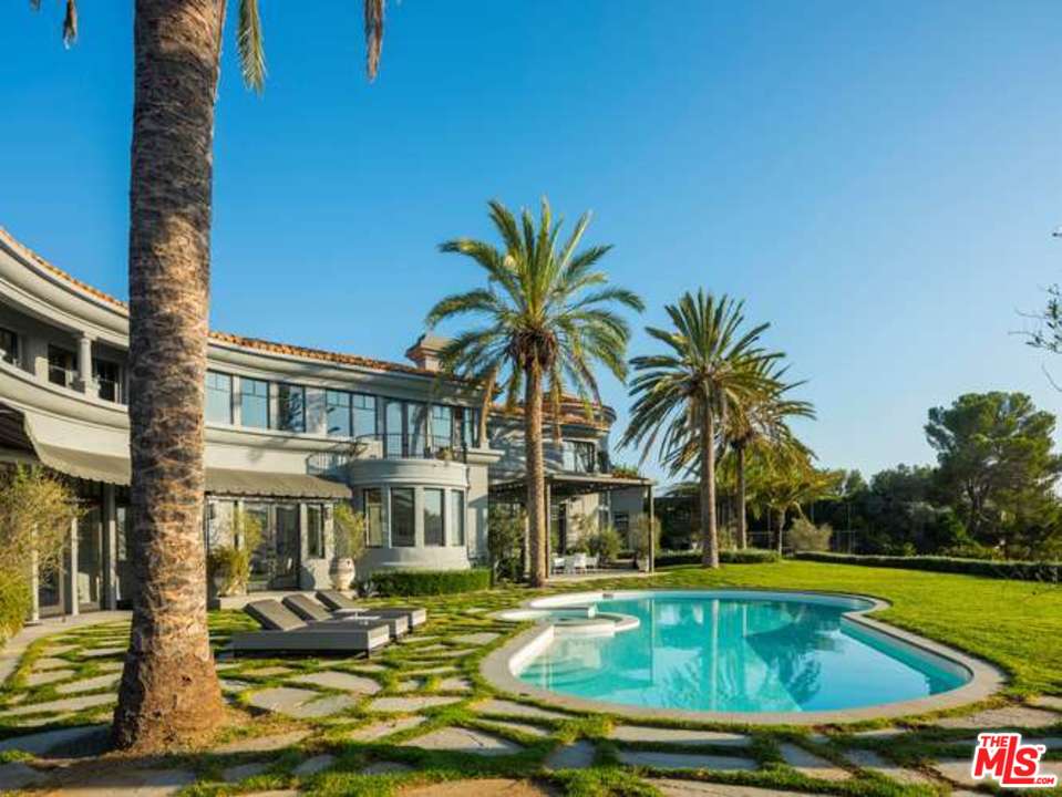 9719 Heather Road Beverly Hills, CA 90210 - Photo 25 of 32