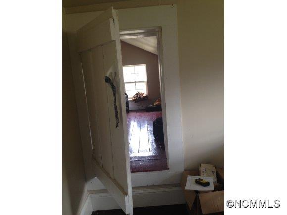 11 Old Mine Road Swannanoa, NC 28778 - Photo 22 of 24 Gallery Image 22