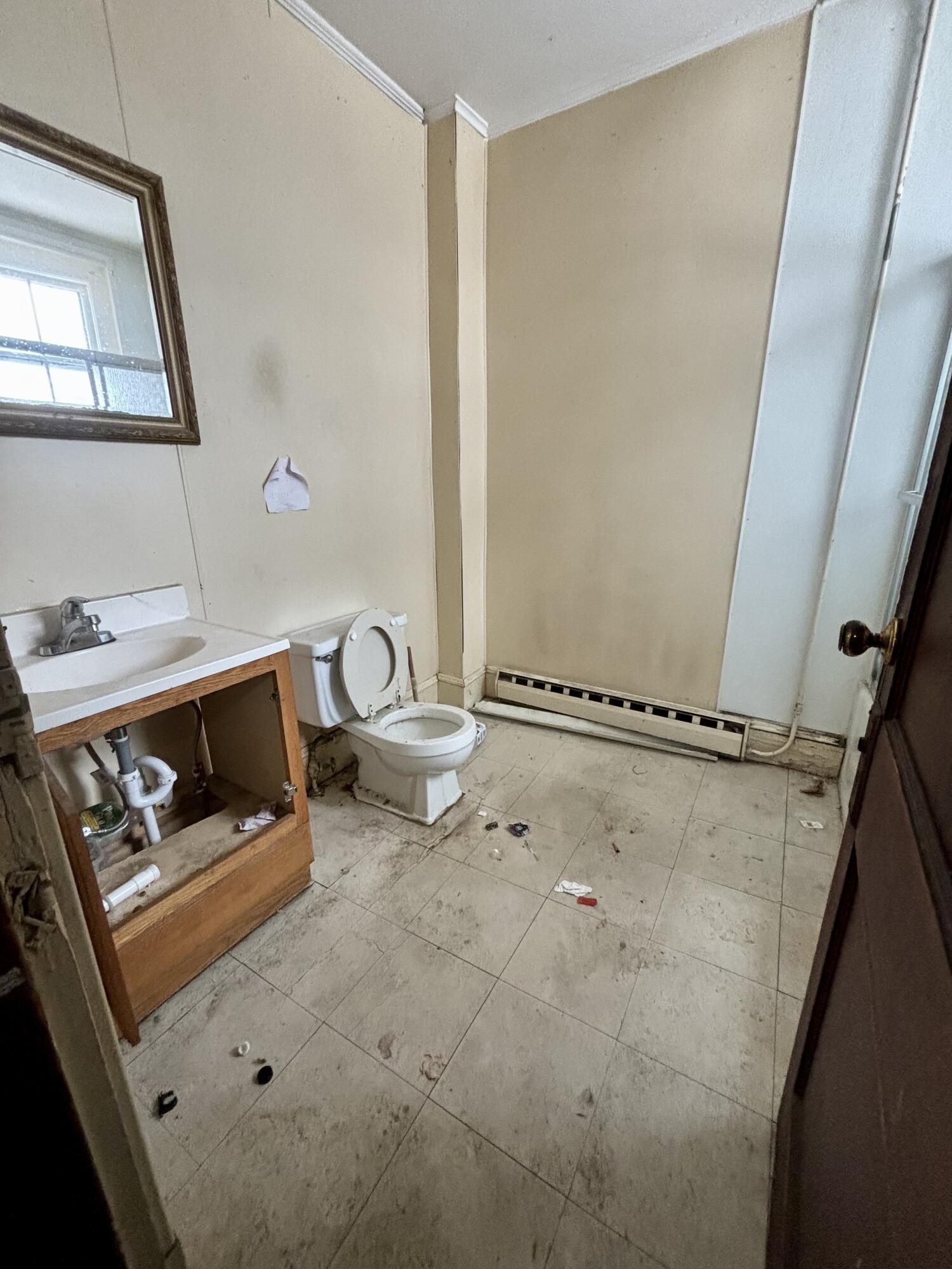 45 Water Street Waterville, ME 04901 - Photo 42 of 50 Rooms over Business