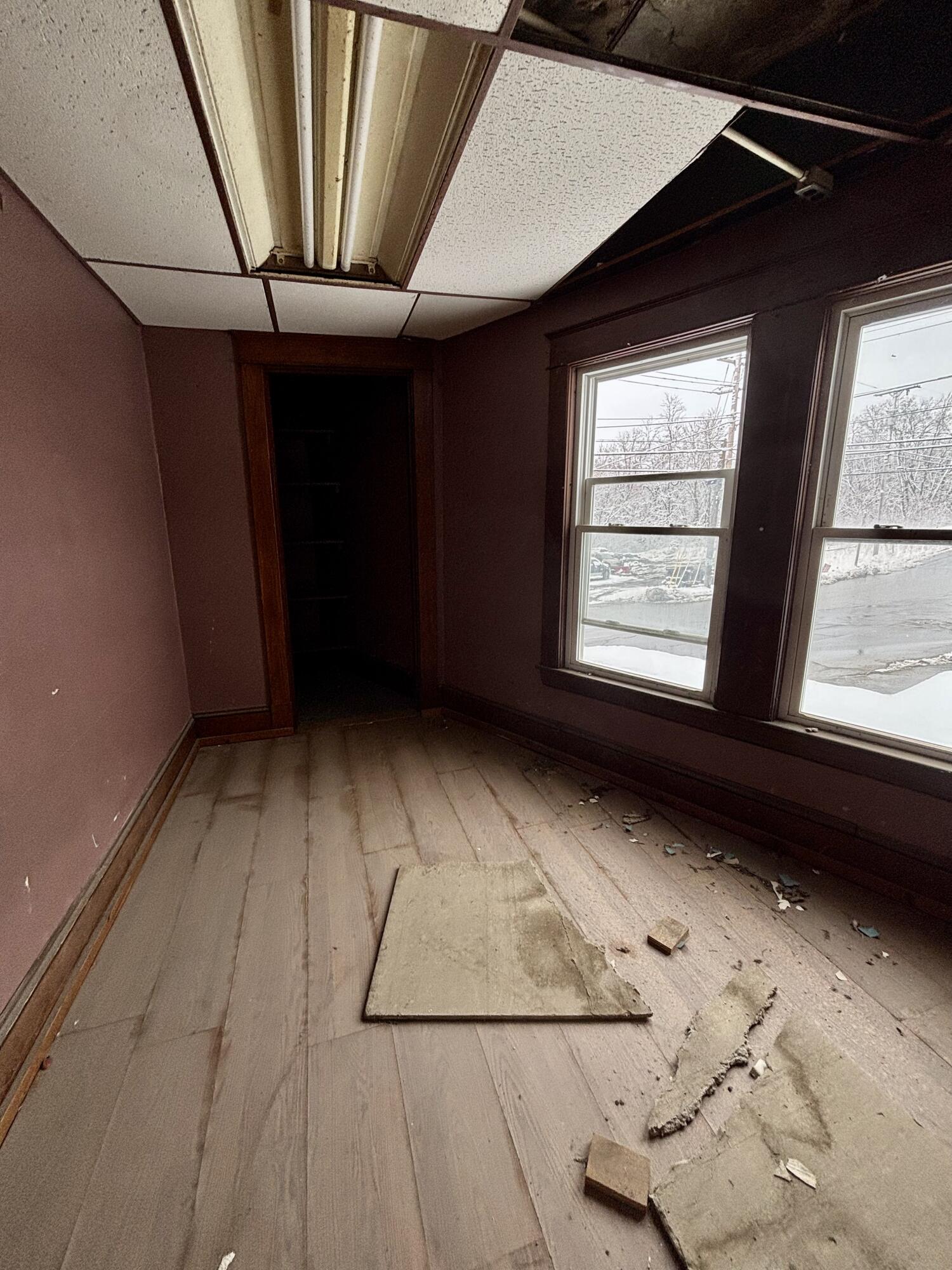 45 Water Street Waterville, ME 04901 - Photo 44 of 50 Rooms over Business