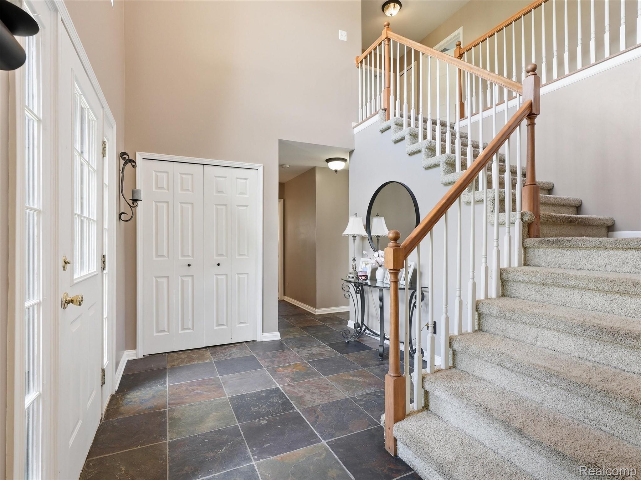 23621 Crescent Ridge Drive New Boston, MI 48164 - Photo 4 of 45 38-DSC09974.jpg