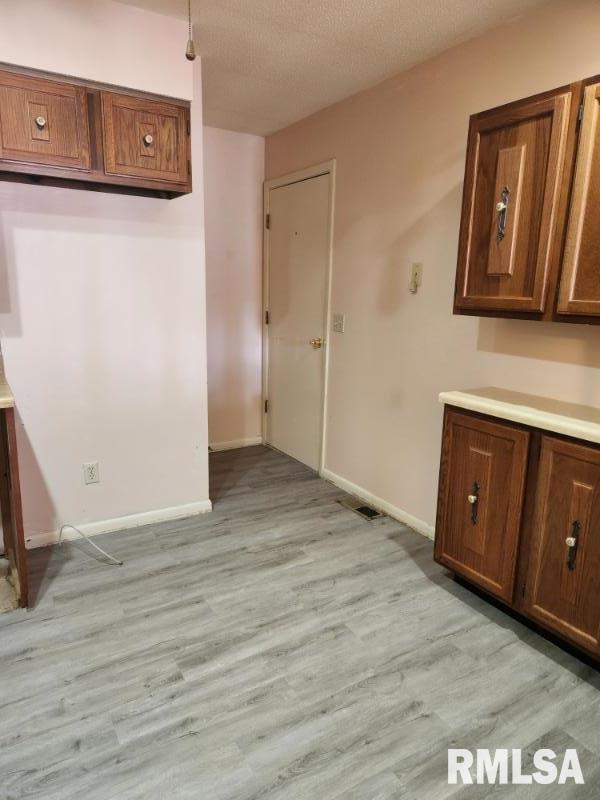 1 Cedar Drive Macomb, IL 61455 - Photo 6 of 22