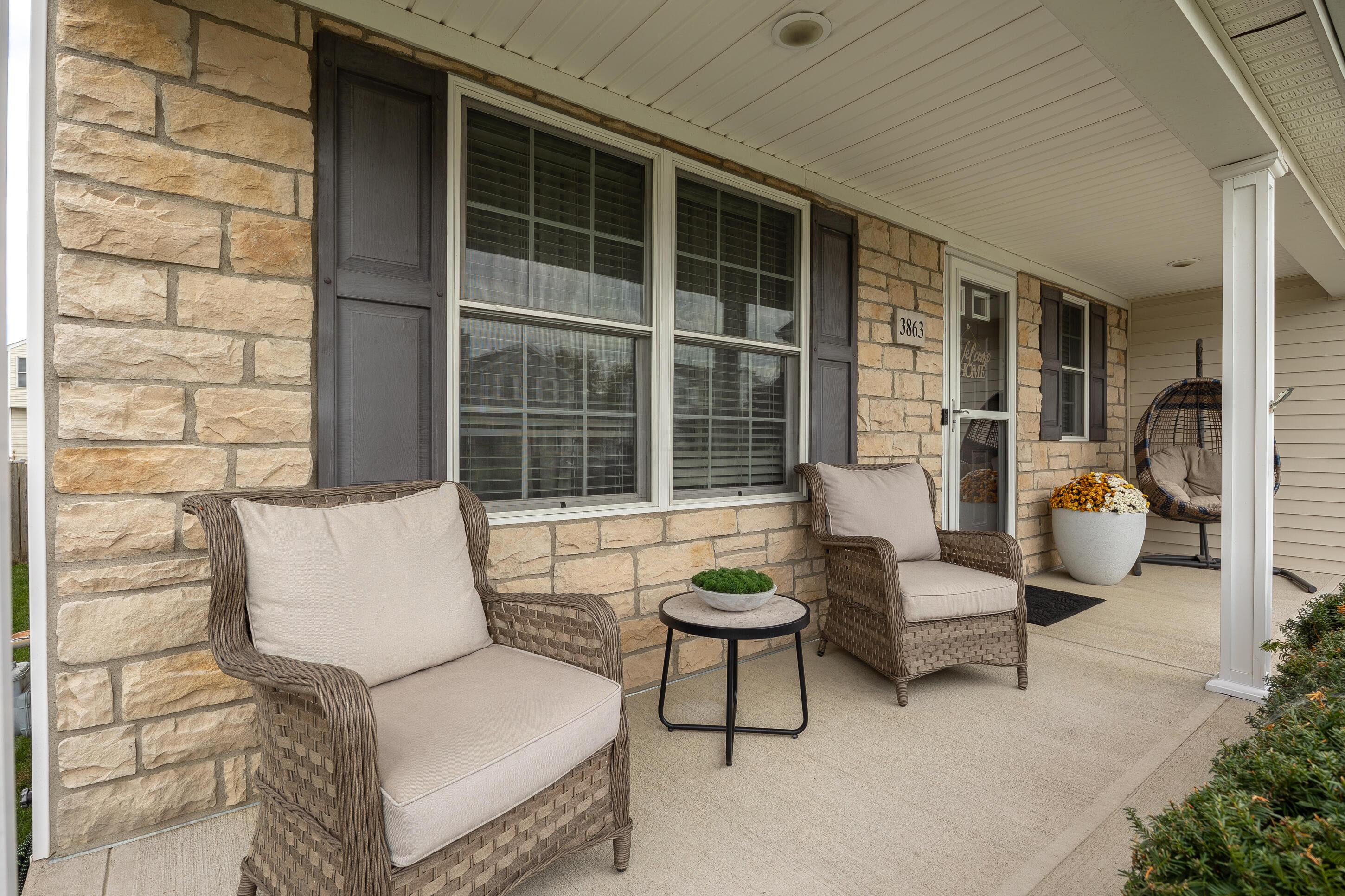 3863 Powder Ridge Road Grove City, OH 43123 - Photo 5 of 44 1027 3863 Powder Ridge Rd-28
