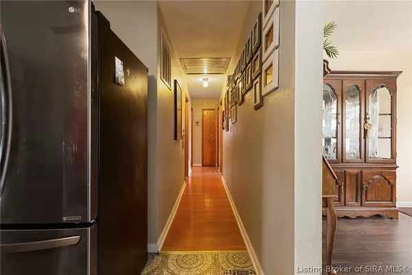 $215,000 | 823 Elmwood Avenue, New Albany, IN 47150