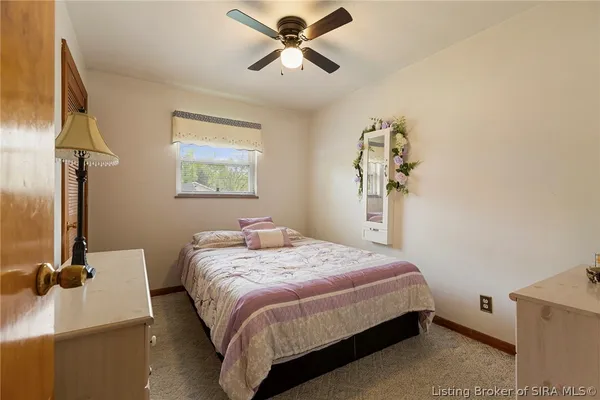 $215,000 | 823 Elmwood Avenue, New Albany, IN 47150