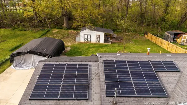 $215,000 | 823 Elmwood Avenue, New Albany, IN 47150