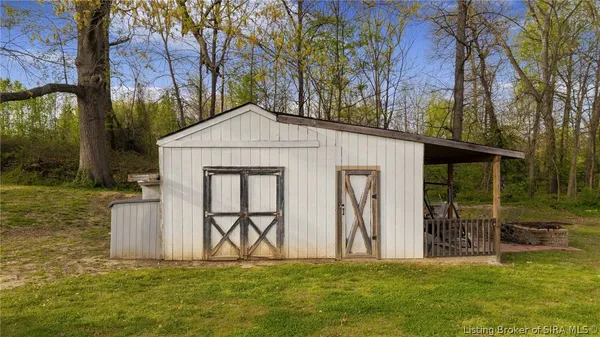 $215,000 | 823 Elmwood Avenue, New Albany, IN 47150