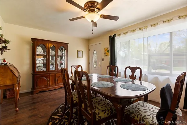 $215,000 | 823 Elmwood Avenue, New Albany, IN 47150