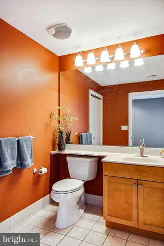 $2,600 | 717 South Christopher Columbus Boulevard, Unit 1505, Philadelphia, PA 19147