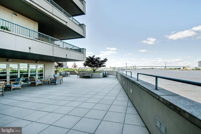 $2,600 | 717 South Christopher Columbus Boulevard, Unit 1505, Philadelphia, PA 19147