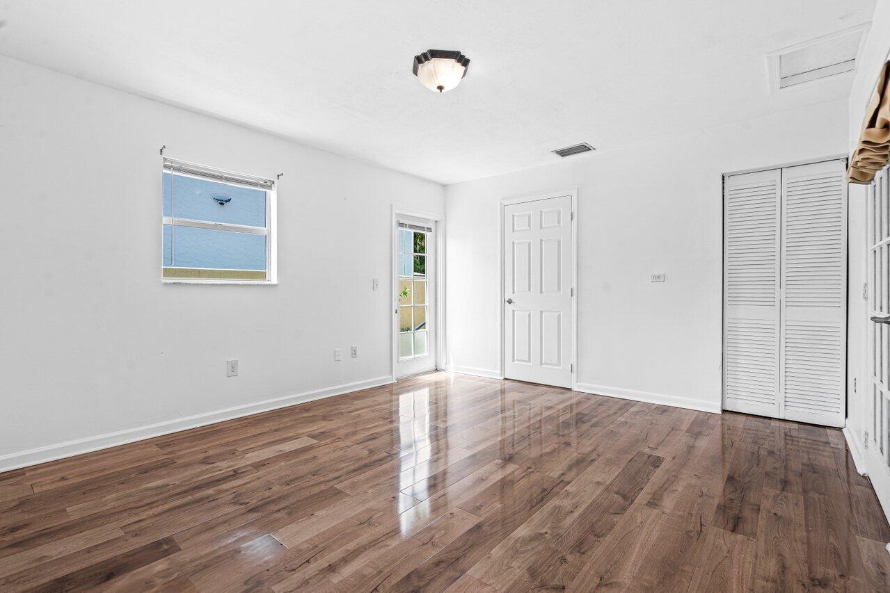 249 Northwest 4th Diagonal Boca Raton, FL 33432 - Photo 19 of 46 021-249Northwest4thDiagonal-BocaRaton-FL