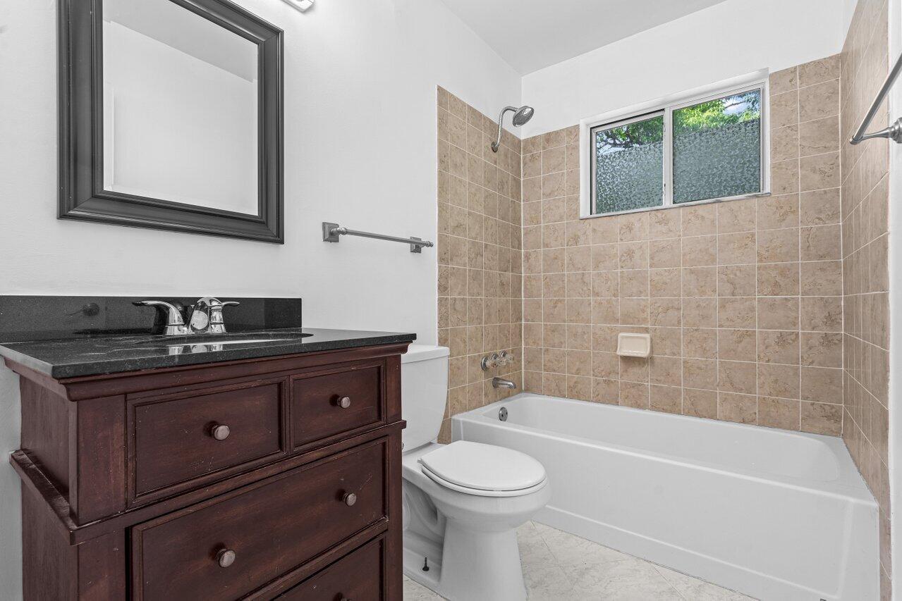 249 Northwest 4th Diagonal Boca Raton, FL 33432 - Photo 23 of 46 025-249Northwest4thDiagonal-BocaRaton-FL