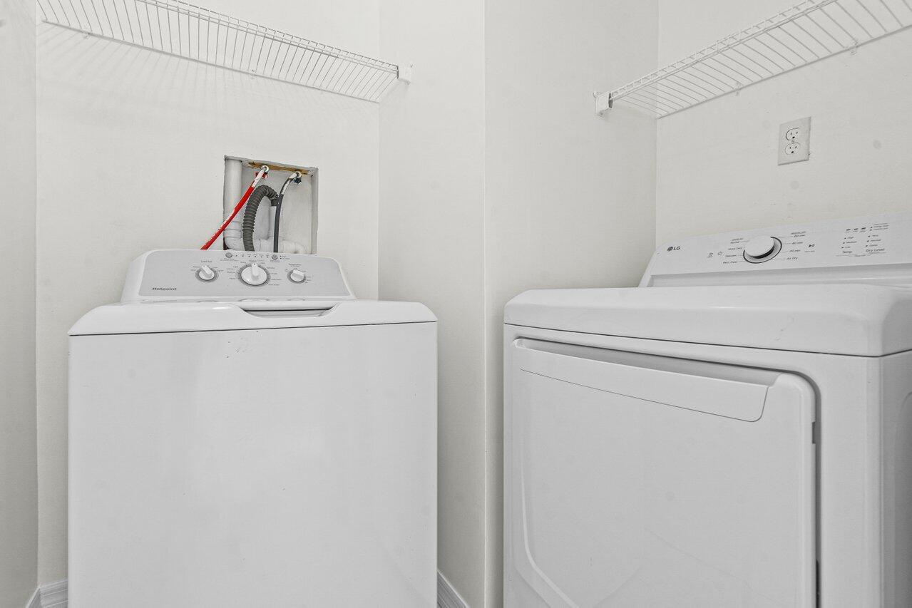 249 Northwest 4th Diagonal Boca Raton, FL 33432 - Photo 25 of 46 018-249Northwest4thDiagonal-BocaRaton-FL