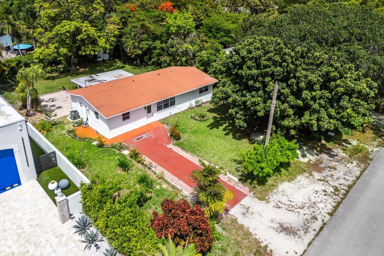 249 Northwest 4th Diagonal Boca Raton, FL 33432 - Photo 33 of 46 042-249Northwest4thDiagonal-BocaRaton-FL