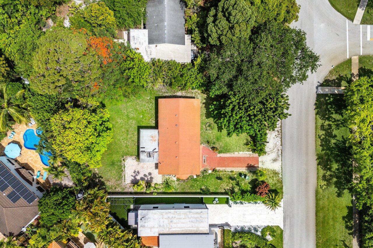 249 Northwest 4th Diagonal Boca Raton, FL 33432 - Photo 37 of 46 038-249Northwest4thDiagonal-BocaRaton-FL