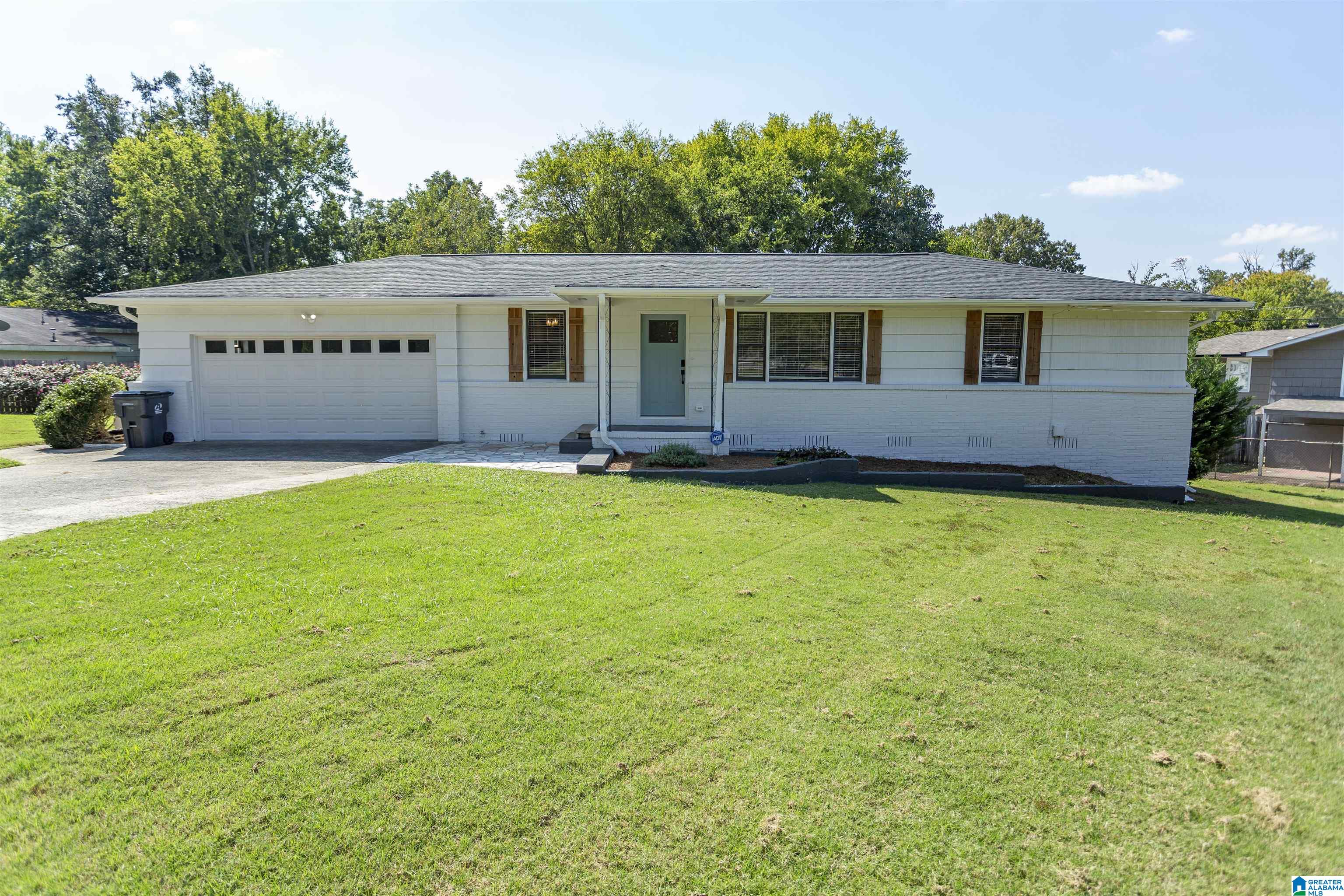 101 5th Place Pleasant Grove, AL 35127 - Photo 1 of 33