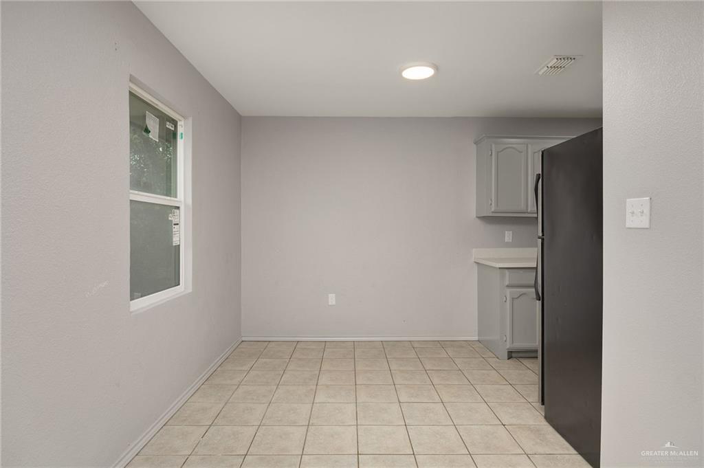 825 West First Street, Unit 4 Mission, TX 78572 - Photo 2 of 11