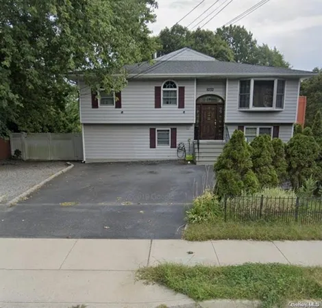 $1,400 | 1032 Union Boulevard, Bay Shore, NY 11706