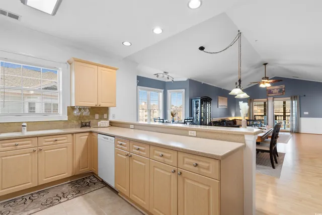 $1,400 | 4891 Luster Leaf Circle, Unit 401, Myrtle Beach, SC 29577