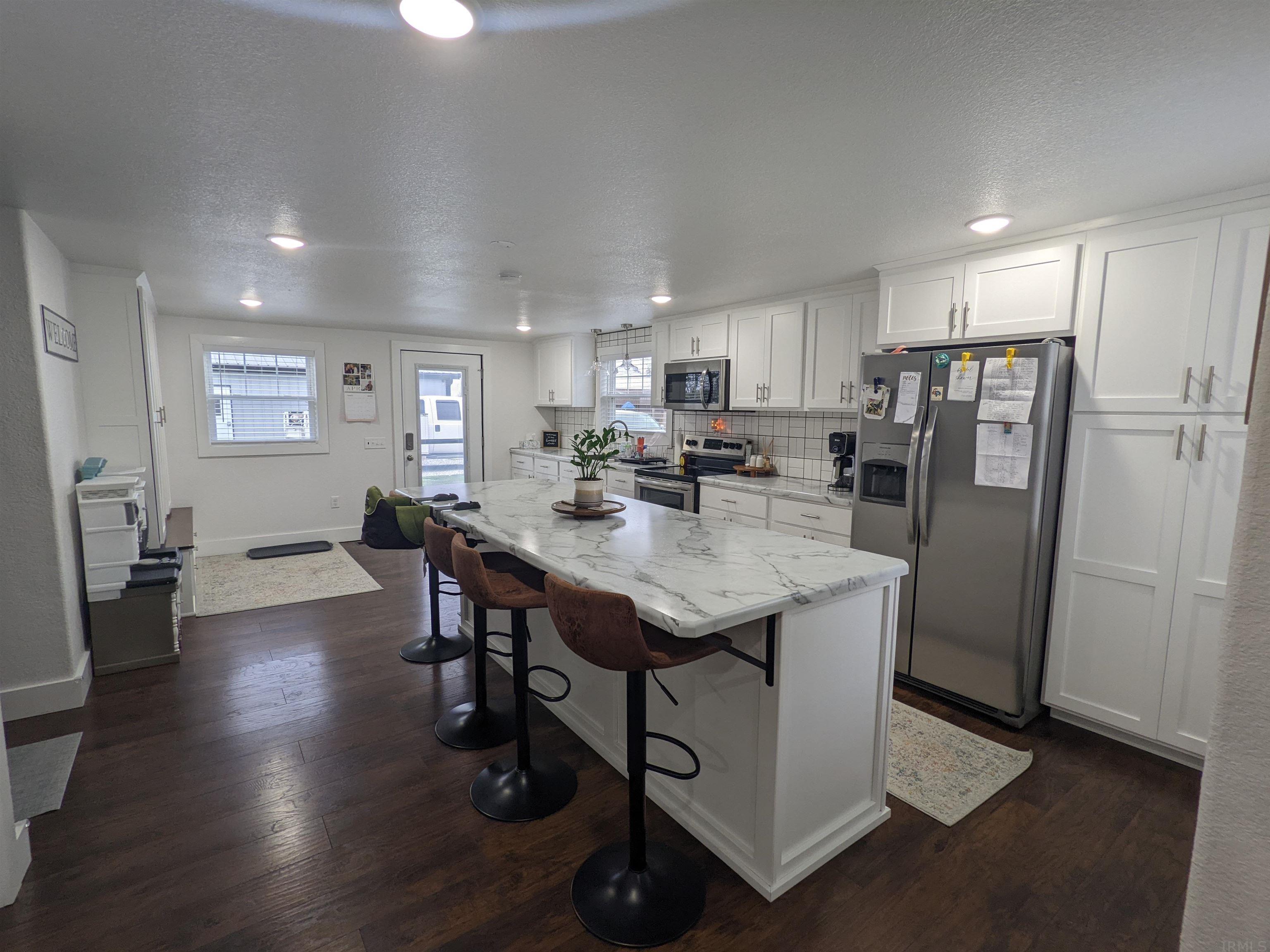1636 Scenic Hill Road Loogootee, IN 47553 - Photo 12 of 23 Gallery Image 12