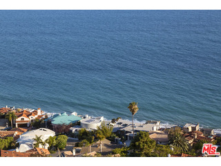 21424 Deerpath Lane Malibu, CA 90265 - Photo 20 of 22