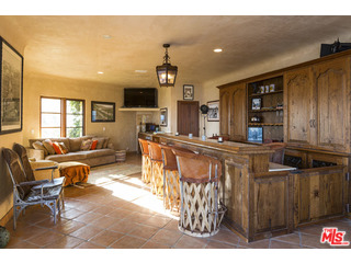 21424 Deerpath Lane Malibu, CA 90265 - Photo 7 of 22