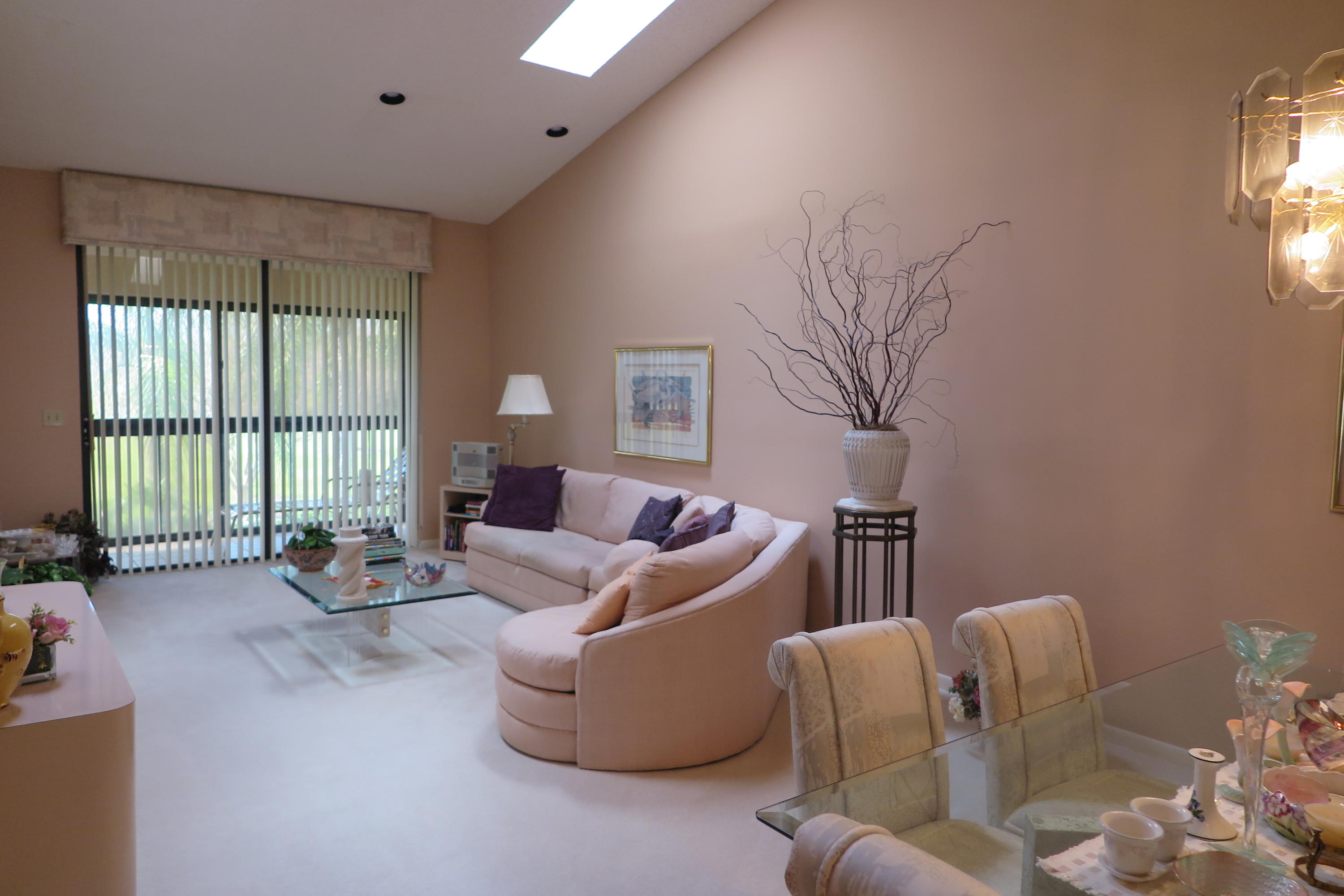7832 La Mirada Drive Boca Raton, FL 33433 - Photo 4 of 15 LIVING ROOM