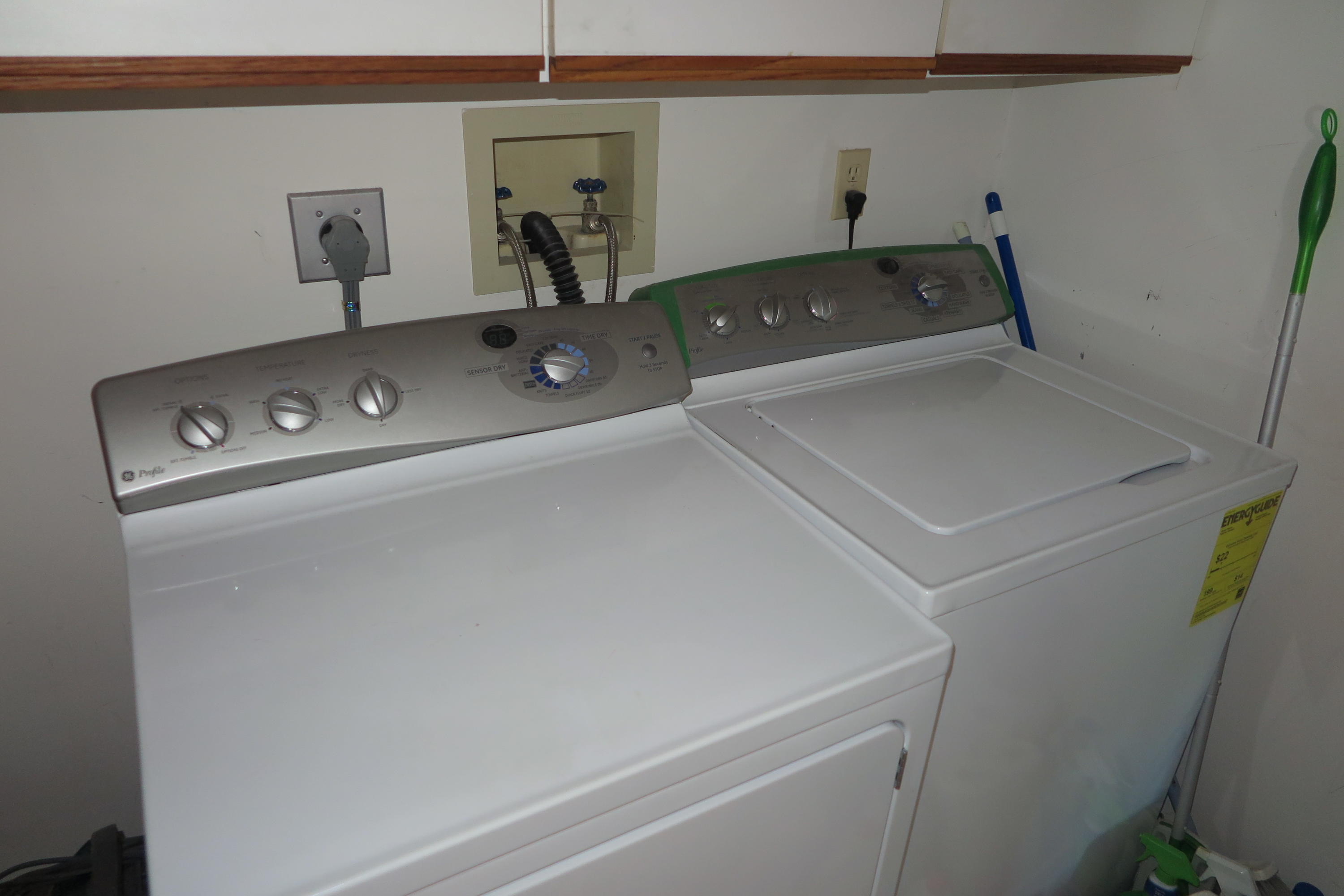 7832 La Mirada Drive Boca Raton, FL 33433 - Photo 7 of 15 LAUNDRY ROOM