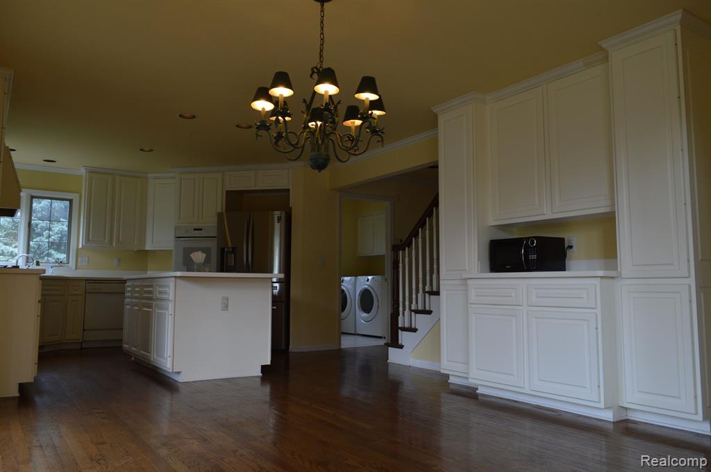 5866 Wellwood Drive Rochester, MI 48306 - Photo 13 of 25