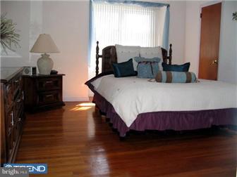1416 Powell Road Brookhaven, PA 19015 - Photo 8 of 12