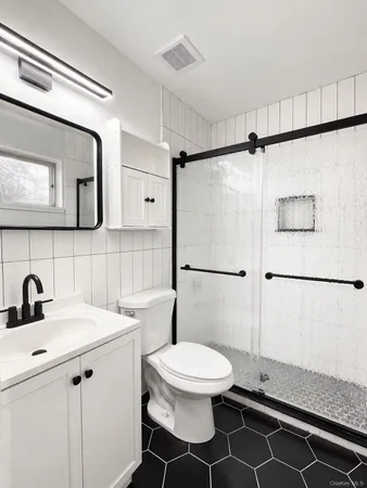 $2,350 | 287 Highway 32, Unit 2N, Central Valley, NY 10917