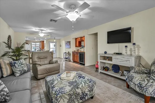 $1,895 | 275 Mission Trail West, Unit H, Venice, FL 34285