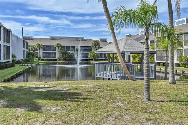 $1,895 | 275 Mission Trail West, Unit H, Venice, FL 34285