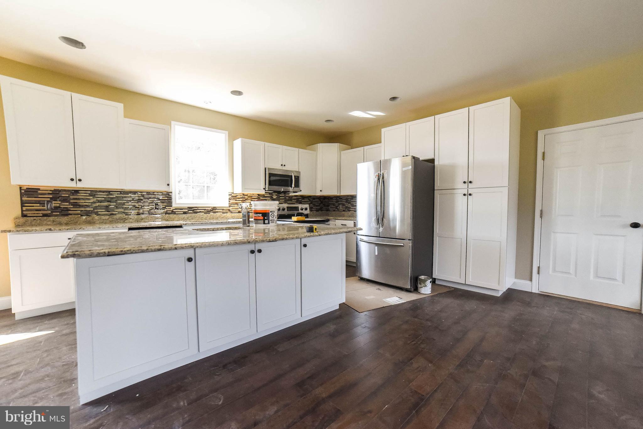 48784 Packer Court St. Inigoes, MD 20684 - Photo 7 of 25 Kitchen