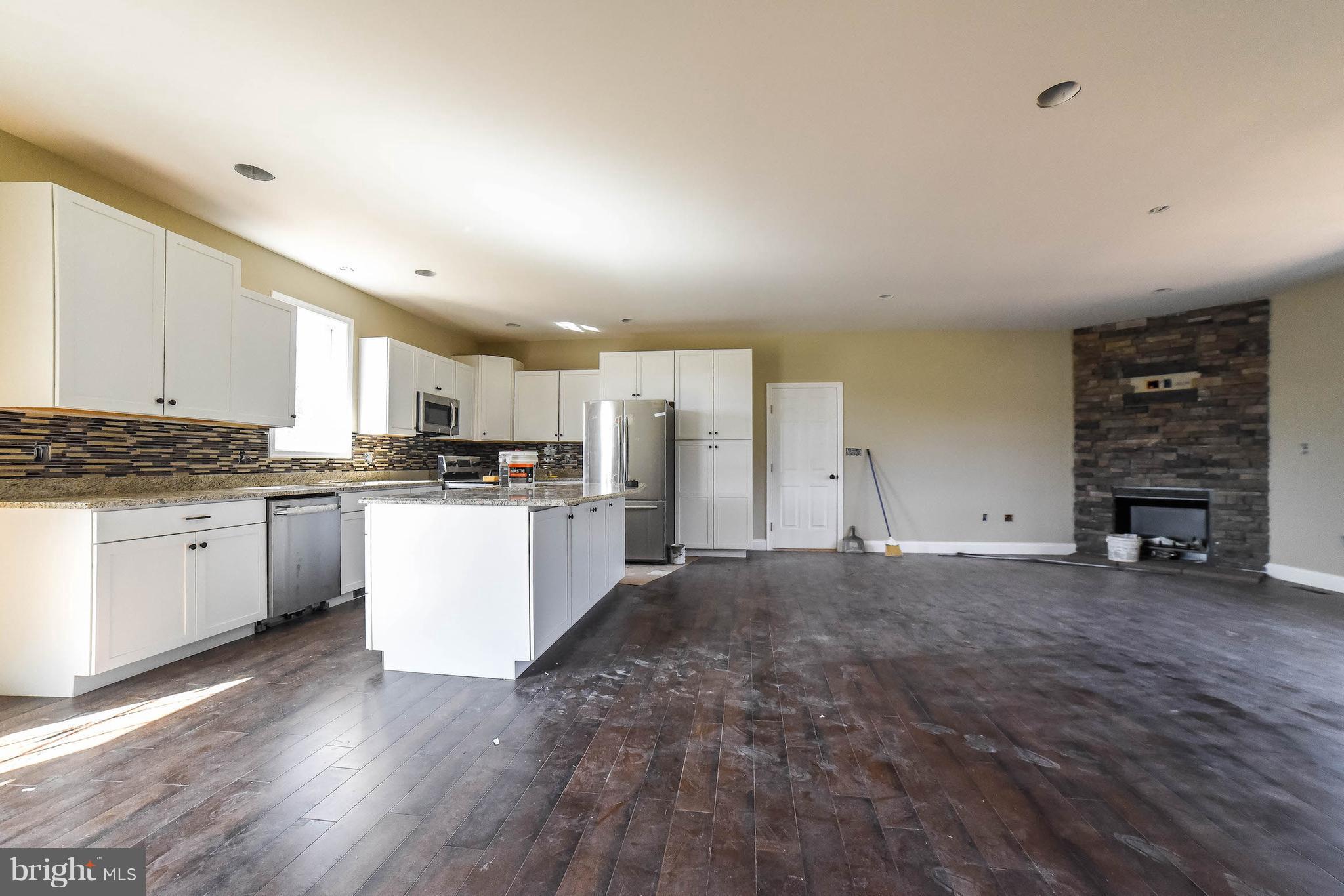 48784 Packer Court St. Inigoes, MD 20684 - Photo 10 of 25 Kitchen