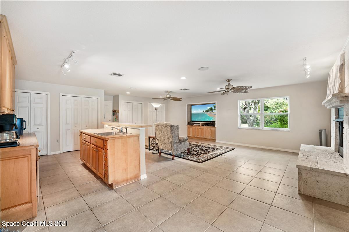 2825 Corey Road Malabar, FL 32950 - Photo 6 of 44