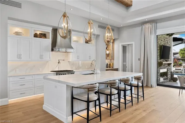 $6,200,000 | 1850 Kingfish Road, Naples, FL 34102