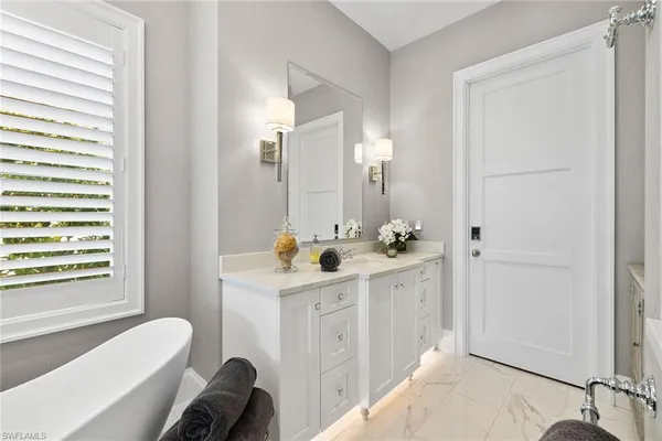 $6,200,000 | 1850 Kingfish Road, Naples, FL 34102