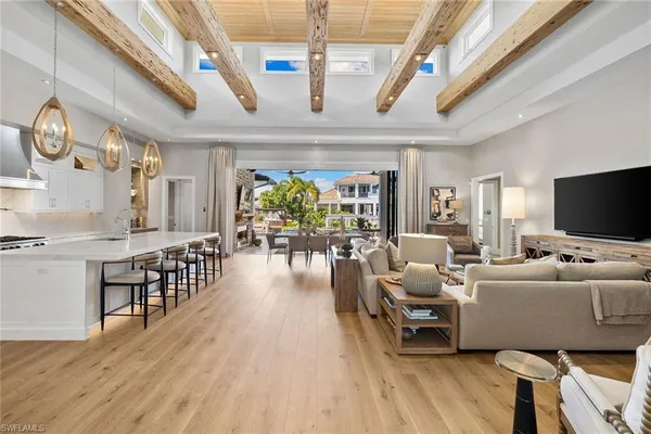 $6,200,000 | 1850 Kingfish Road, Naples, FL 34102