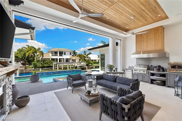 $6,200,000 | 1850 Kingfish Road, Naples, FL 34102