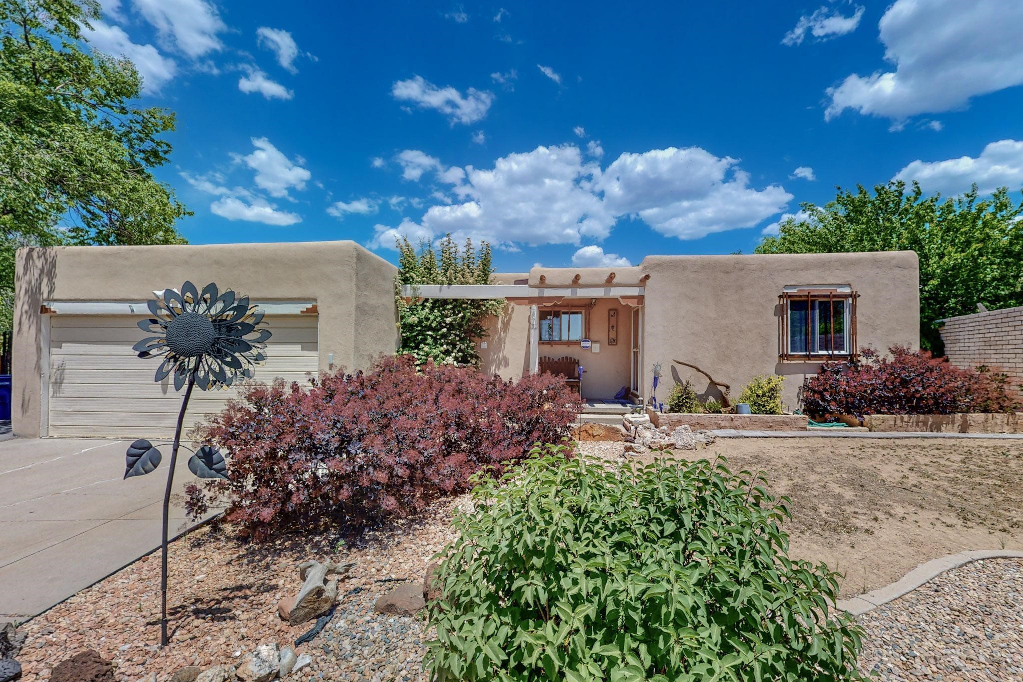999 Camino Rizo Santa Fe, NM 87505 - Photo 1 of 1