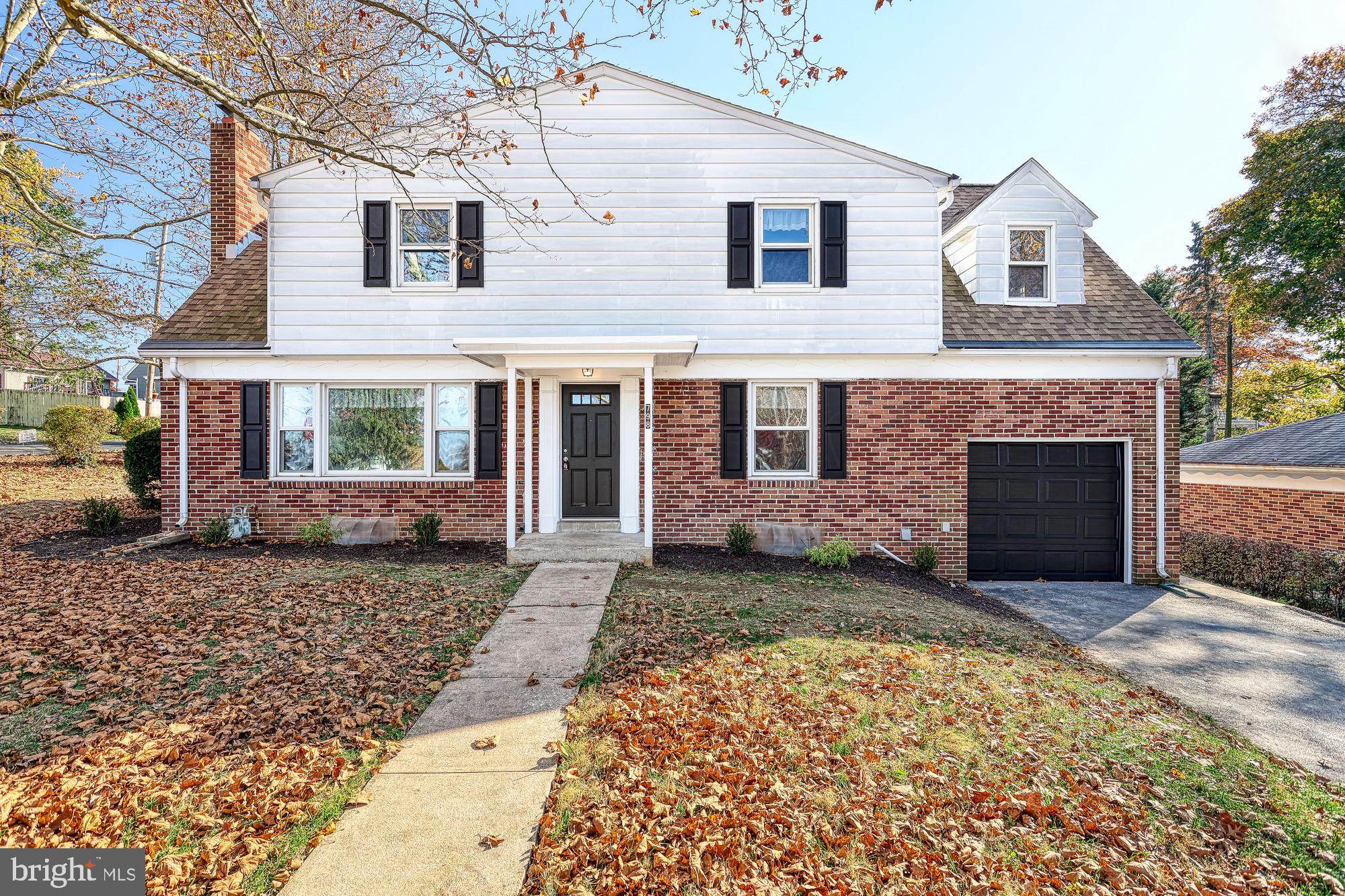 798 Clearmount Road York, PA 17403 - Photo 2 of 45 Gallery Image 2