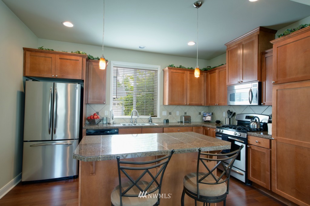 3525 183rd Place Southeast Bothell, WA 98012 - Photo 5 of 9