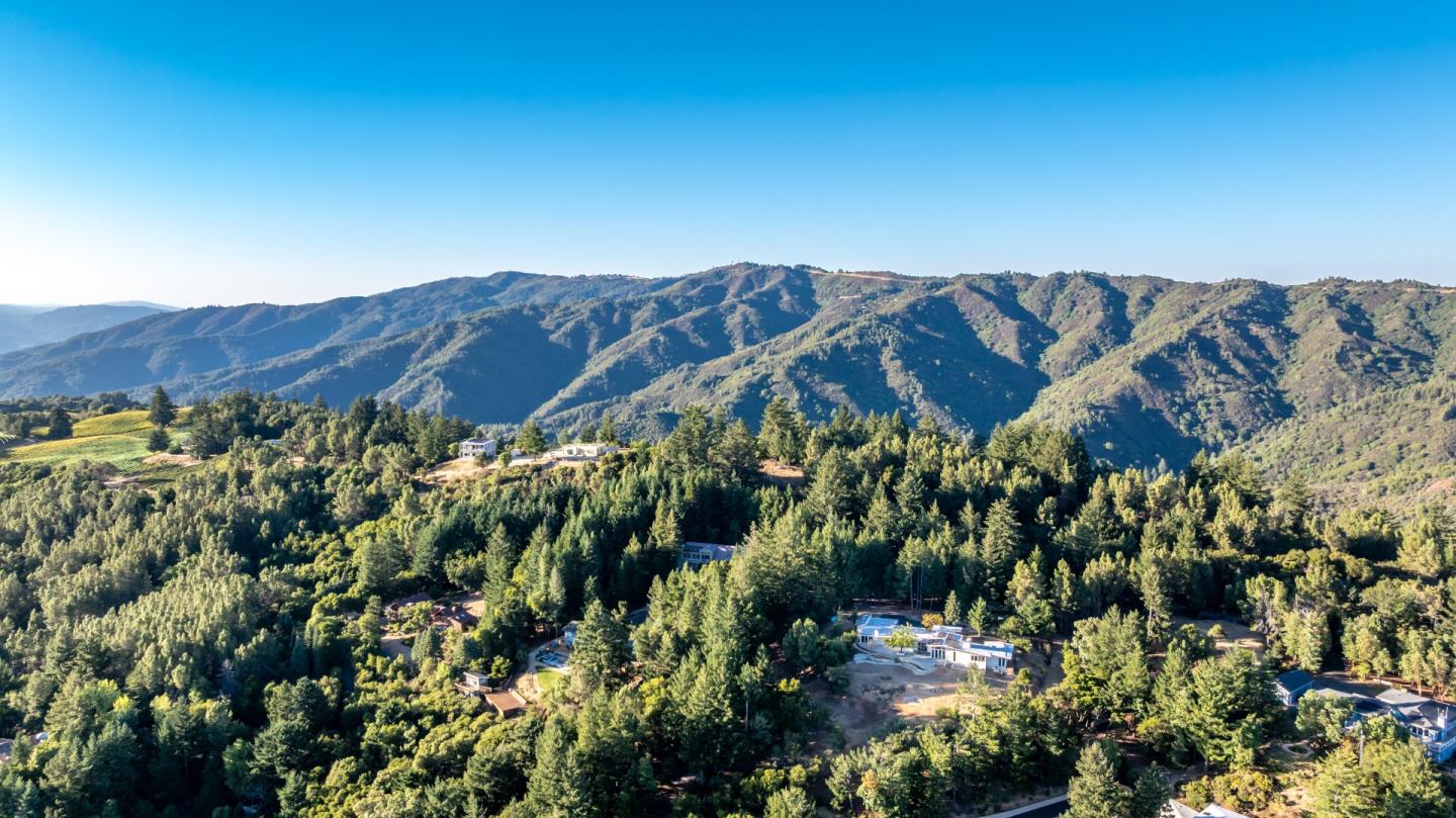 800 Rancho Prieta Road Los Gatos, CA 95033 - Photo 32 of 55 a view of a large building with a city view