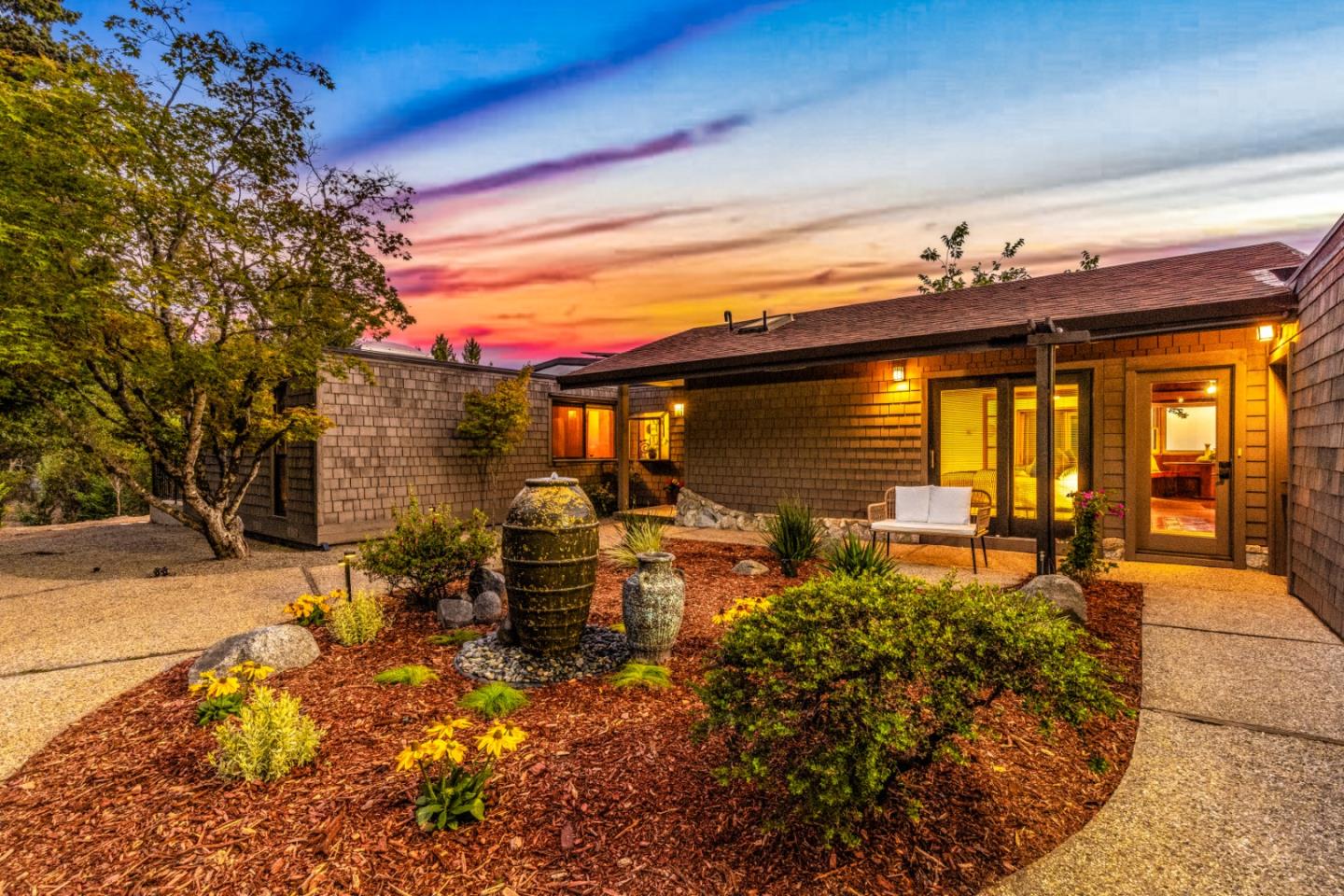 800 Rancho Prieta Road Los Gatos, CA 95033 - Photo 35 of 55 a backyard of a house with yard and outdoor seating