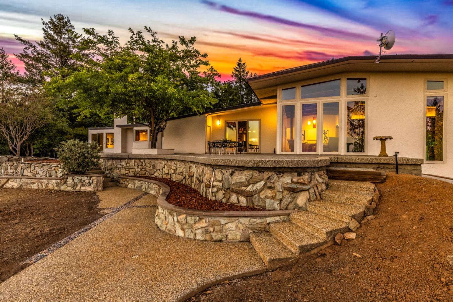 800 Rancho Prieta Road Los Gatos, CA 95033 - Photo 37 of 55 a view of a house with wooden floor