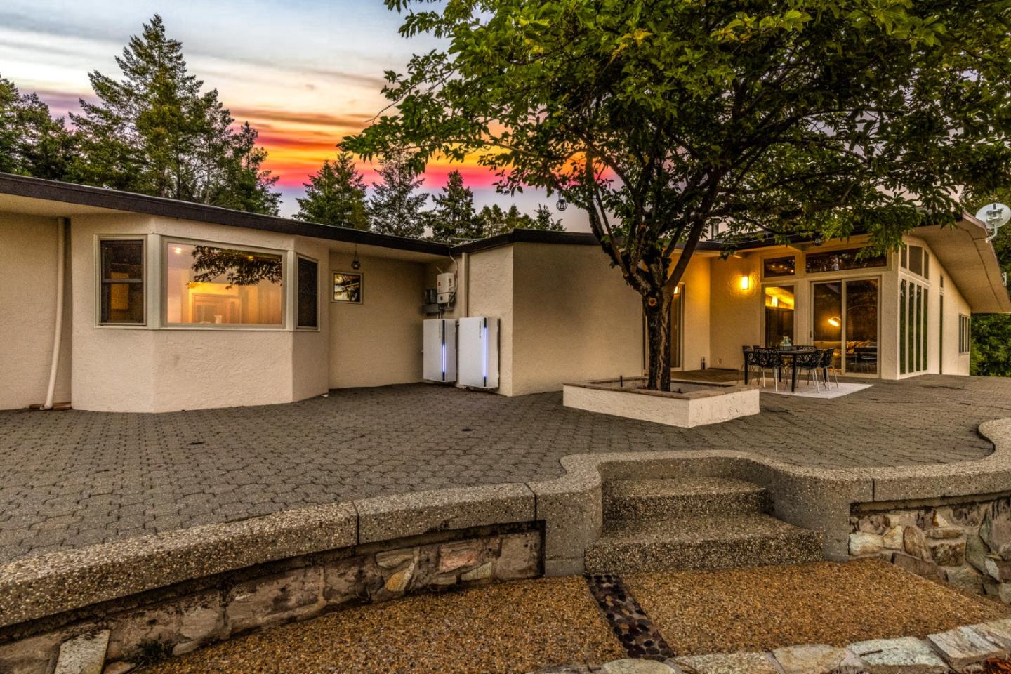 800 Rancho Prieta Road Los Gatos, CA 95033 - Photo 40 of 55 a view of a house with backyard and sitting area