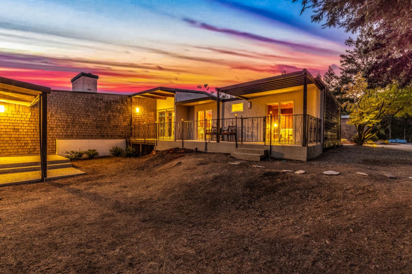 800 Rancho Prieta Road Los Gatos, CA 95033 - Photo 42 of 55 a view of a volley ball court