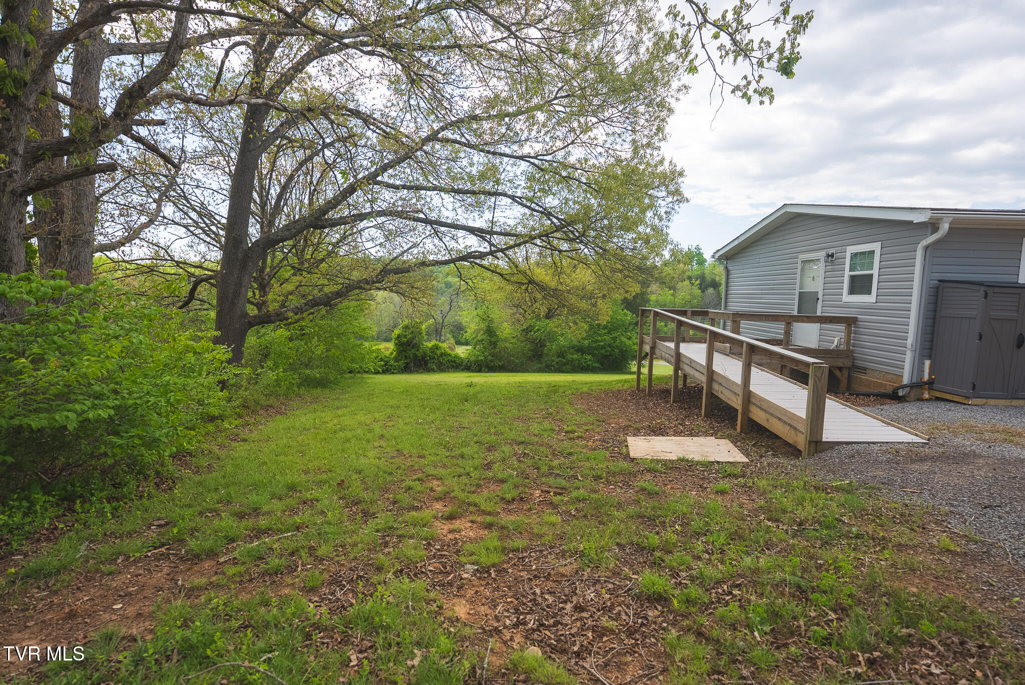 152 Keisling Road Newport, TN 37821 - Photo 36 of 51 DSC00628